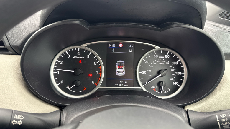 Nissan Micra 1.0 IG-T 92 Acenta 5dr Petrol Hatchback